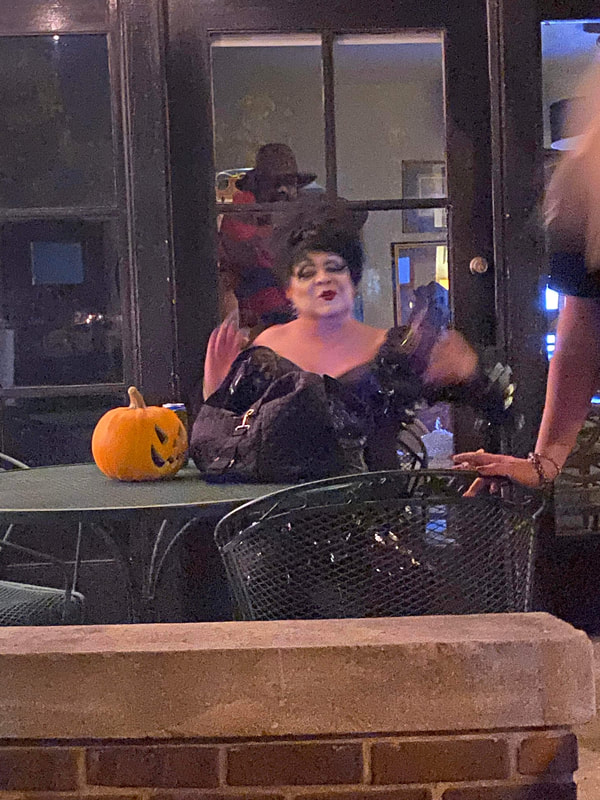 Haunted Pub Crawl: Candy & Cannibals - City of Fountains Sisters