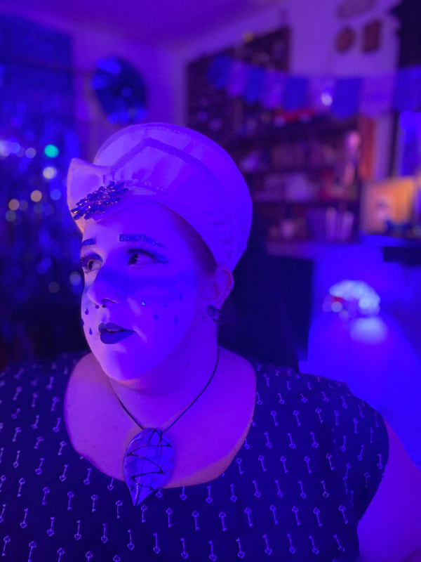 The Blue Party - City of Fountains Sisters